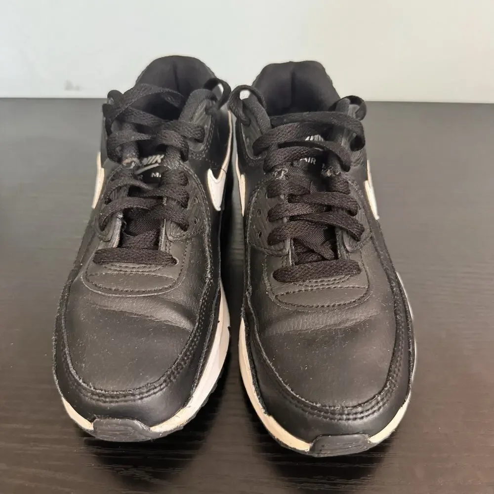 Nike Air Max 90 Leather GS Anthracite Black Kids Athletic Sneaker Sz 4Y Classic